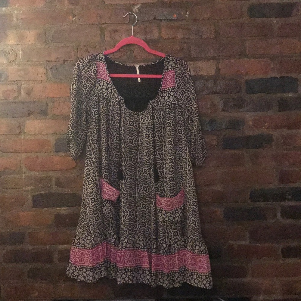 FREE PEOPLE boho flowy shift dress!